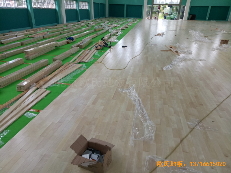 宁波至城学校篮球馆运动地板安装案例2