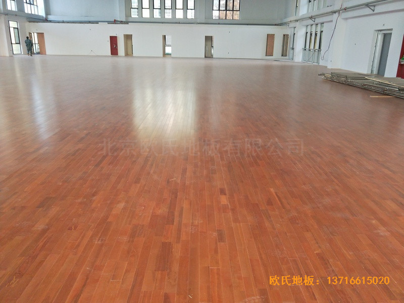 安徽上派学区中心学校篮球馆体育木地板安装案例2