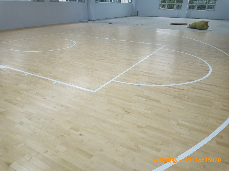 山东临沂公安局篮球馆体育木地板施工案例3