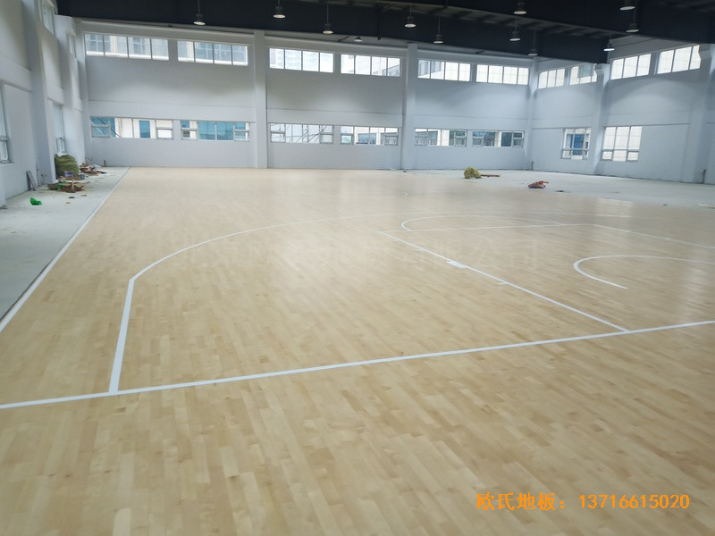 山东临沂公安局篮球馆体育木地板施工案例4
