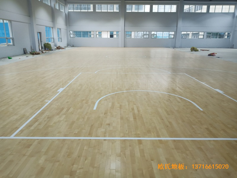 山东临沂公安局篮球馆体育木地板施工案例5
