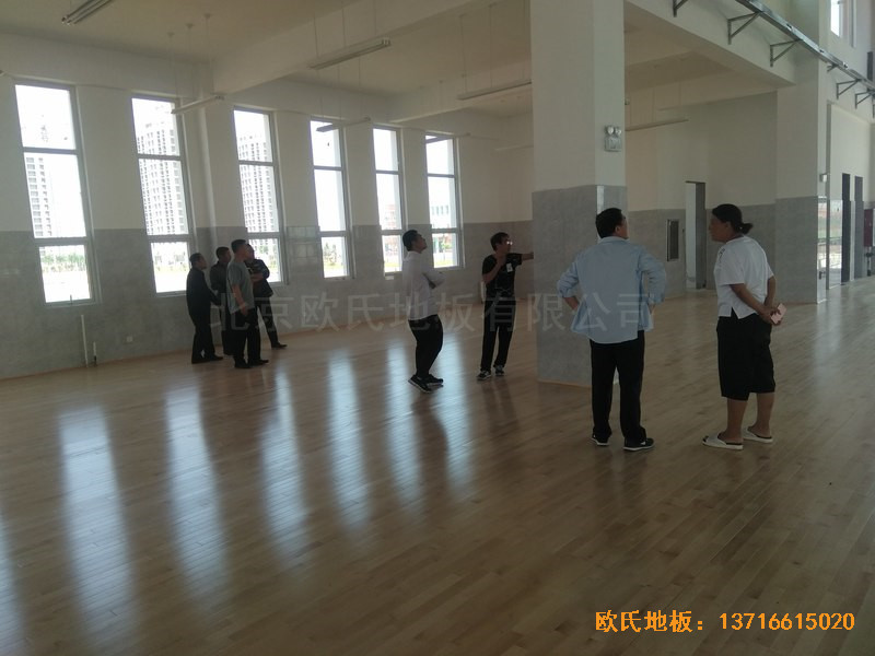 山东沾化第三实验小学体育馆运动木地板安装案例4