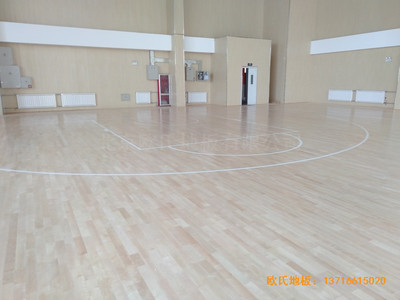 山东济南雪山小学篮球馆体育地板施工案例