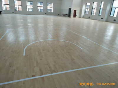江苏泰州市泰兴济川小学篮球馆体育地板铺装案例