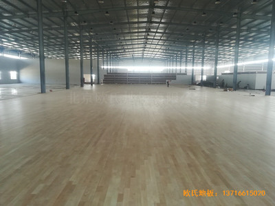 江西宜春袁州区篮球馆体育木地板安装案例