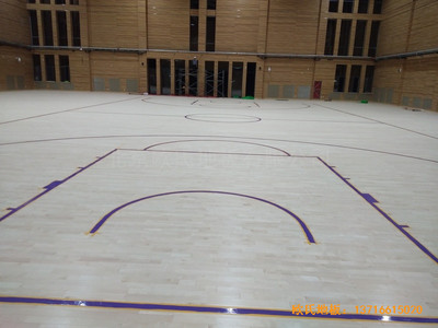 河北雄县第三高中篮球馆运动地板铺设案例