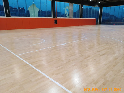浙江临海WeArena篮球馆体育地板铺设案例