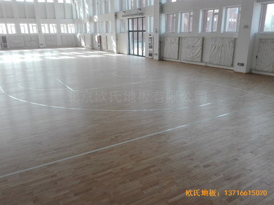银川北塔中学篮球馆体育地板铺设案例