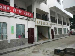 优惠的运动地板生产公司