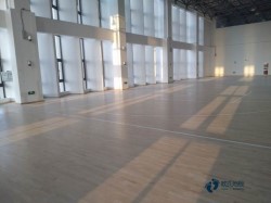 篮球场地木地板施工价格