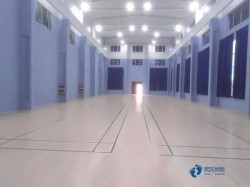 大学体育场地木地板