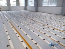 那里有篮球场地木地板品牌