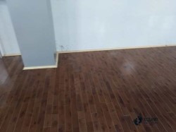 双层龙骨体育馆地板如何保养