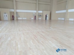 实木运动型木地板保养方法