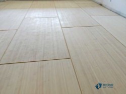 柞木篮球地板保养方法