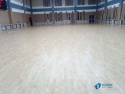 双层龙骨运动场地板安装公司