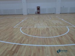双层龙骨运动体育木地板安装公司