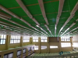 那里有篮球体育木地板安装公司