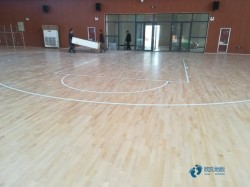 较好的运动场地地板施工单位