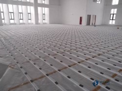 悬浮式体育场地木地板施工方案