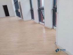 柞木运动篮球木地板如何保洁