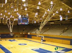 篮球场馆木地板价格一般多少钱一平方米
