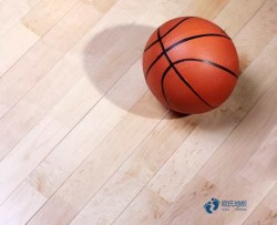 那里有篮球运动木地板安装公司