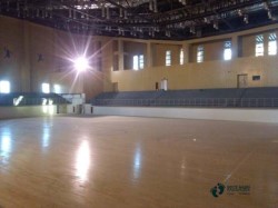 俄勒冈松舞台运动场木地板哪个品牌好