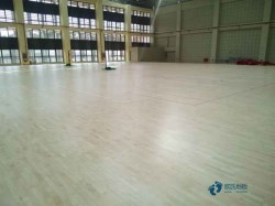 小学俄勒冈松舞台场馆木地板施工方案